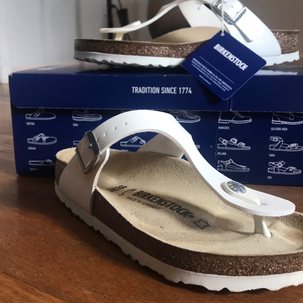 White sandal Birkenstock’s